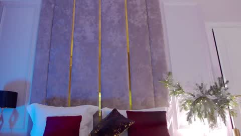        online show from December 24, 2024, 9:44 pm