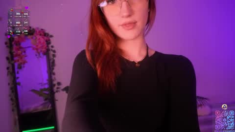 Snapshot of milaflameee_ chatting on May 25, 2026, 3:40 pm Mila . online show from May 25, 2026, 3:40 pm