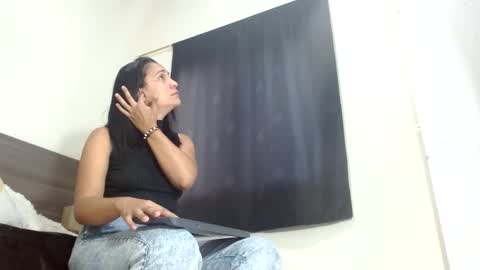 mila online show from January 13, 2025, 10:14 am