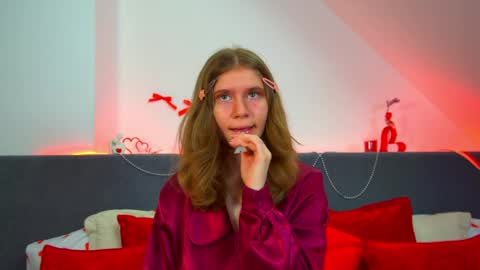 Mila online show from April 18, 2026, 7:01 am