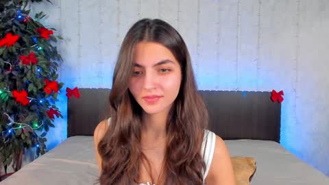 Snapshot of milana_crystal_ chatting on January 12, 2025, 4:50 pm Milana online show from January 12, 2025, 4:50 pm