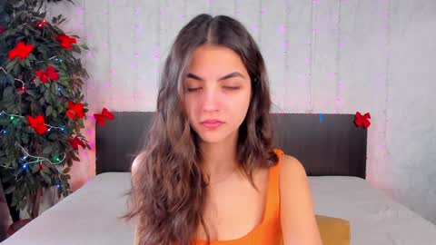 Snapshot of milana_crystal_ chatting on January 20, 2025, 8:19 am Milana online show from January 20, 2025, 8:19 am