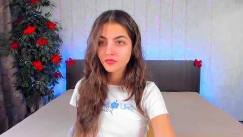 Snapshot of milana_crystal_ chatting on January 24, 2025, 8:13 am Milana online show from January 24, 2025, 8:13 am