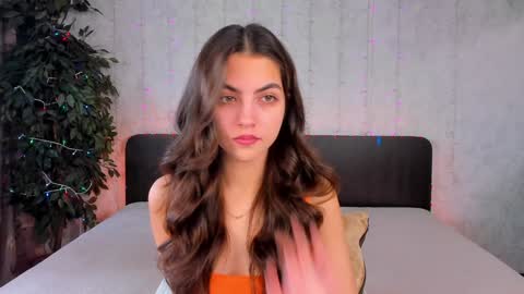 Snapshot of milana_crystal_ chatting on February 3, 2025, 8:13 am Milana online show from February 3, 2025, 8:13 am
