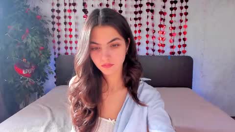 Snapshot of milana_crystal_ chatting on February 11, 2025, 11:21 am Milana online show from February 11, 2025, 11:21 am
