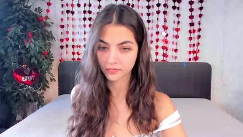 Snapshot of milana_crystal_ chatting on February 24, 2025, 7:55 am Milana online show from February 24, 2025, 7:55 am