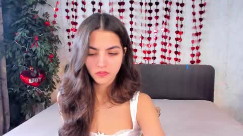Snapshot of milana_crystal_ chatting on February 27, 2025, 8:06 am Milana online show from February 27, 2025, 8:06 am