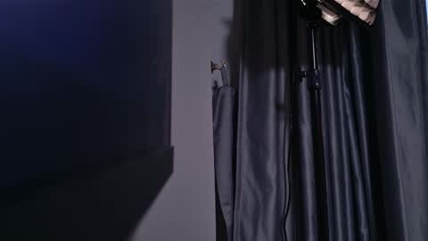 milana online show from November 4, 2025, 9:47 pm