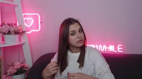 milanaangelas online show from January 24, 2025, 5:53 am