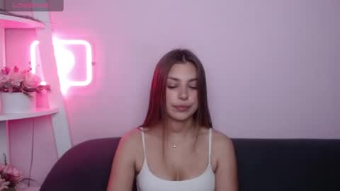 Snapshot of milanaangelas chatting on July 13, 2026, 4:48 am milanaangelas online show from July 13, 2026, 4:48 am