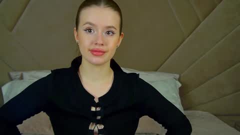 Snapshot of milanabalmain chatting on January 16, 2025, 1:37 am MilanaBalmain online show from January 16, 2025, 1:37 am