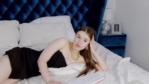 Snapshot of milanabalmain chatting on January 20, 2025, 2:14 pm MilanaBalmain online show from January 20, 2025, 2:14 pm