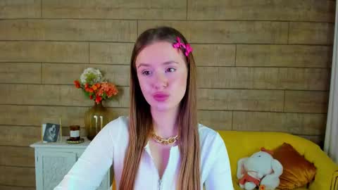 Snapshot of milanabalmain chatting on February 10, 2025, 11:15 am MilanaBalmain online show from February 10, 2025, 11:15 am