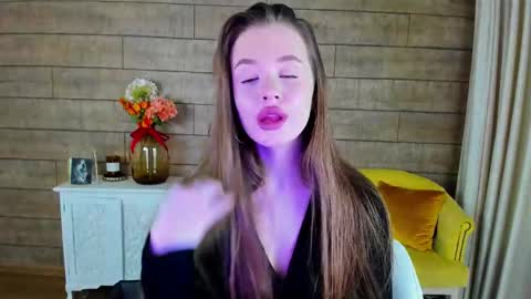 Snapshot of milanabalmain chatting on February 17, 2025, 1:42 pm MilanaBalmain online show from February 17, 2025, 1:42 pm