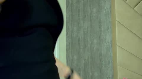 Snapshot of milanabalmain chatting on February 22, 2025, 2:19 pm MilanaBalmain online show from February 22, 2025, 2:19 pm