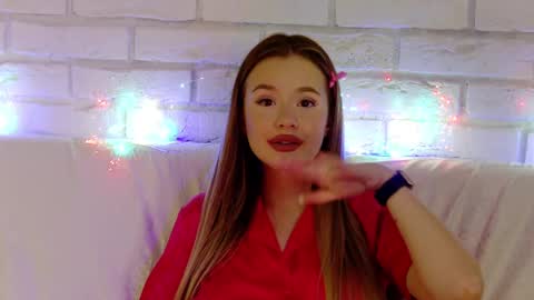 Snapshot of milanabalmain chatting on March 5, 2025, 7:17 pm MilanaBalmain online show from March 5, 2025, 7:17 pm