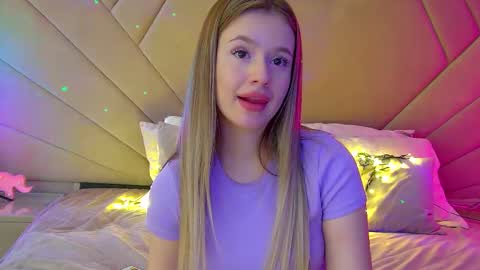 Snapshot of milanabalmain chatting on March 8, 2025, 2:08 pm MilanaBalmain online show from March 8, 2025, 2:08 pm