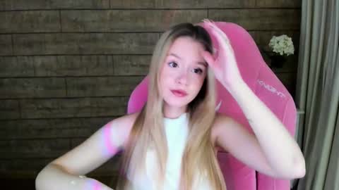 Snapshot of milanabalmain chatting on September 15, 2025, 4:12 am MilanaBalmain online show from September 15, 2025, 4:12 am