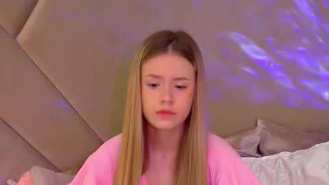 Snapshot of milanabalmain chatting on September 30, 2025, 4:28 am MilanaBalmain online show from September 30, 2025, 4:28 am