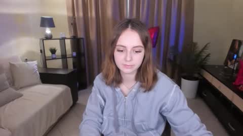 Snapshot of milanabells chatting on June 4, 2026, 3:18 pm MilanaBells online show from June 4, 2026, 3:18 pm