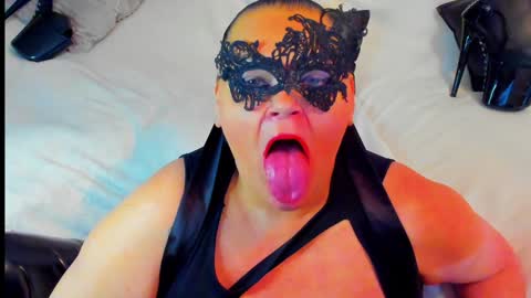 Lana online show from January 4, 2025, 5:16 pm