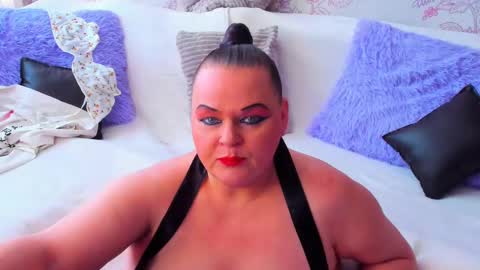 Lana online show from February 19, 2025, 12:33 pm