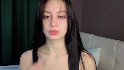 Milana online show from November 27, 2025, 5:42 am