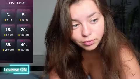 Mila online show from September 11, 2025, 1:00 pm