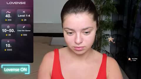 Mila online show from October 3, 2025, 7:55 pm