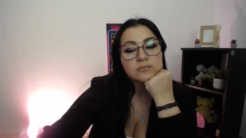Snapshot of milania_milaa chatting on September 24, 2025, 9:12 am milania_milaa online show from September 24, 2025, 9:12 am