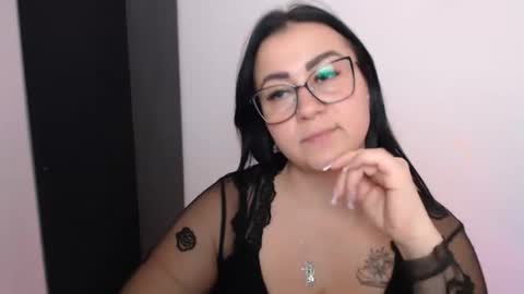 Snapshot of milania_milaa chatting on October 9, 2025, 1:20 pm milania_milaa online show from October 9, 2025, 1:20 pm