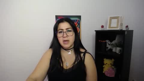 Snapshot of milania_milaa chatting on October 16, 2025, 9:43 am milania_milaa online show from October 16, 2025, 9:43 am