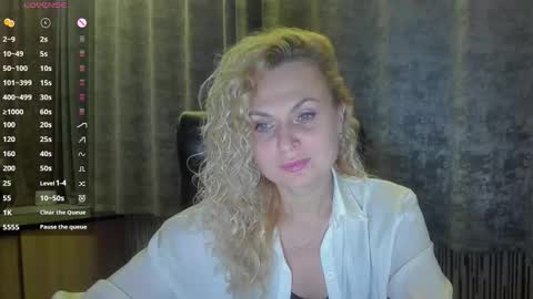 milanna_x online show from September 15, 2025, 10:10 pm