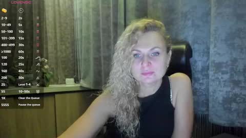 milanna_x online show from September 20, 2025, 6:42 pm