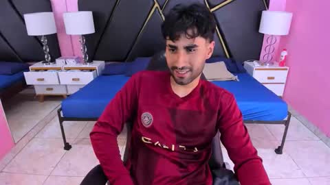 milanzaire online show from October 28, 2025, 1:31 am