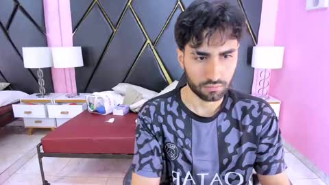 milanzaire online show from November 17, 2025, 9:20 pm