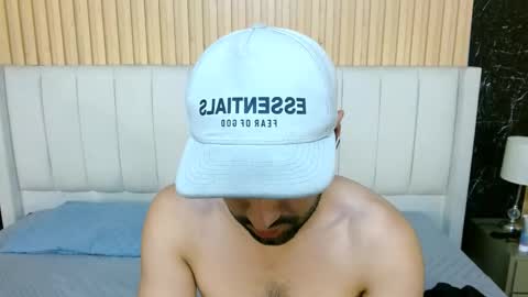 milanzaire online show from December 14, 2025, 4:01 pm