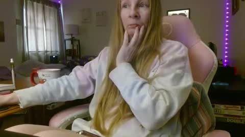 Mila online show from March 13, 2026, 2:23 pm