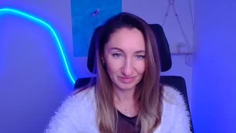 Snapshot of milena_sunny_ chatting on January 17, 2026, 12:43 pm Milena online show from January 17, 2026, 12:43 pm