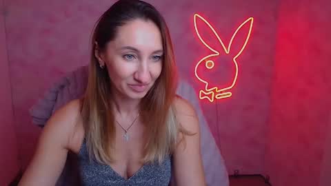 Snapshot of milena_sunny_ chatting on February 1, 2026, 12:04 pm Milena online show from February 1, 2026, 12:04 pm