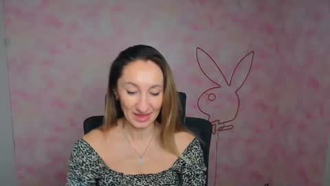 Snapshot of milena_sunny_ chatting on February 19, 2026, 6:42 am Milena online show from February 19, 2026, 6:42 am