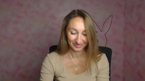 Milena online show from April 7, 2026, 6:03 am