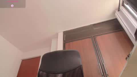 Miley online show from December 3, 2025, 2:59 pm