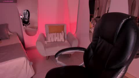 Miley Cruz  IG miley model23 online show from December 11, 2024, 3:35 am