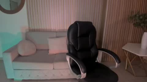 Miley Cruz  IG miley model23 online show from February 18, 2025, 6:15 am