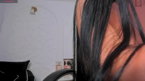 Snapshot of mileycruz_ chatting on April 3, 2026, 7:23 pm Miley Cruz IG miley model23 online show from April 3, 2026, 7:23 pm