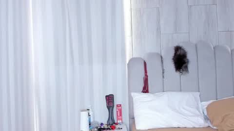 MILEY  online show from September 29, 2025, 12:54 pm