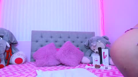 Antonella online show from February 17, 2025, 4:15 pm