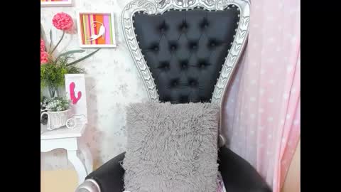 Antonella online show from October 2, 2025, 1:29 pm