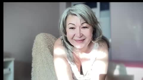 Charlotte online show from January 12, 2026, 3:45 am